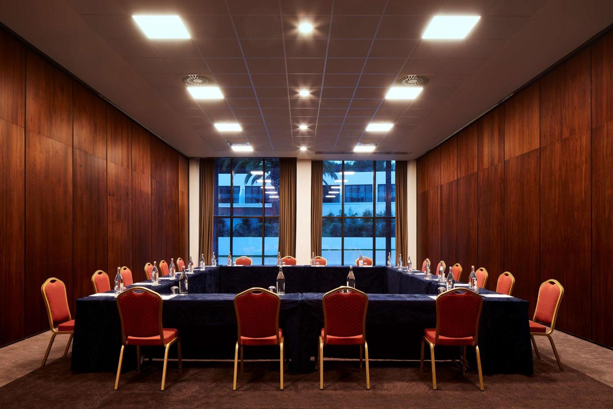 Tivoli Carvoeiro Hotel Carvoeiro  Ngoại thất bức ảnh Meeting room